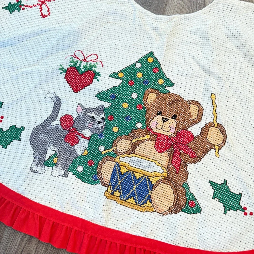 Vintage Handmade Cross Stitch Christmas Tree Skirt Teddy Bears Toys Red Ruffle